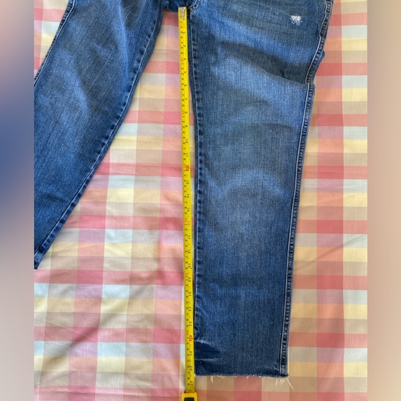 we the free ankle midrise jeans, size 27 medium wash distressed hem - Picture 5 of 9